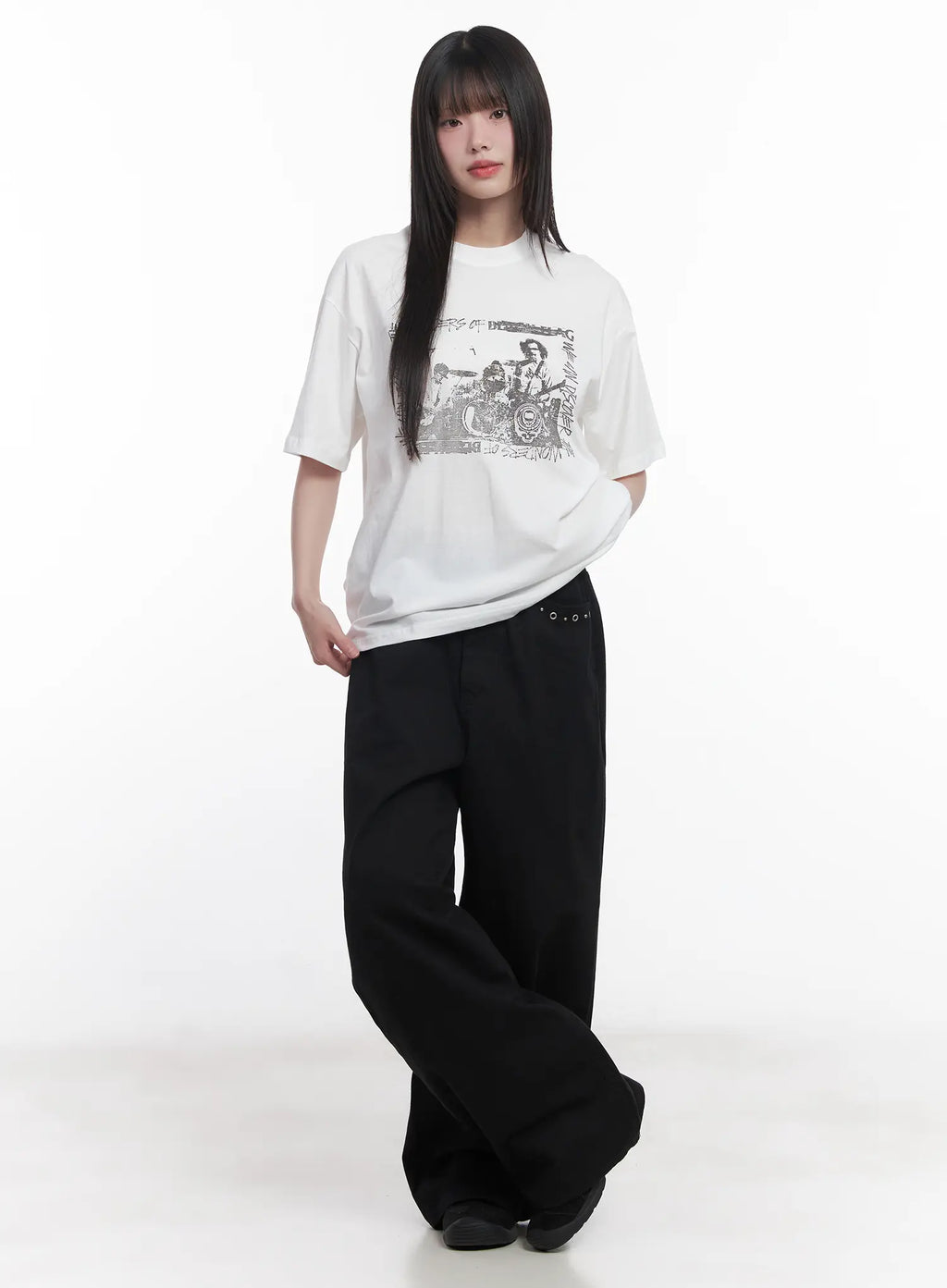 Graphic Relaxed-Fit Tee CU519