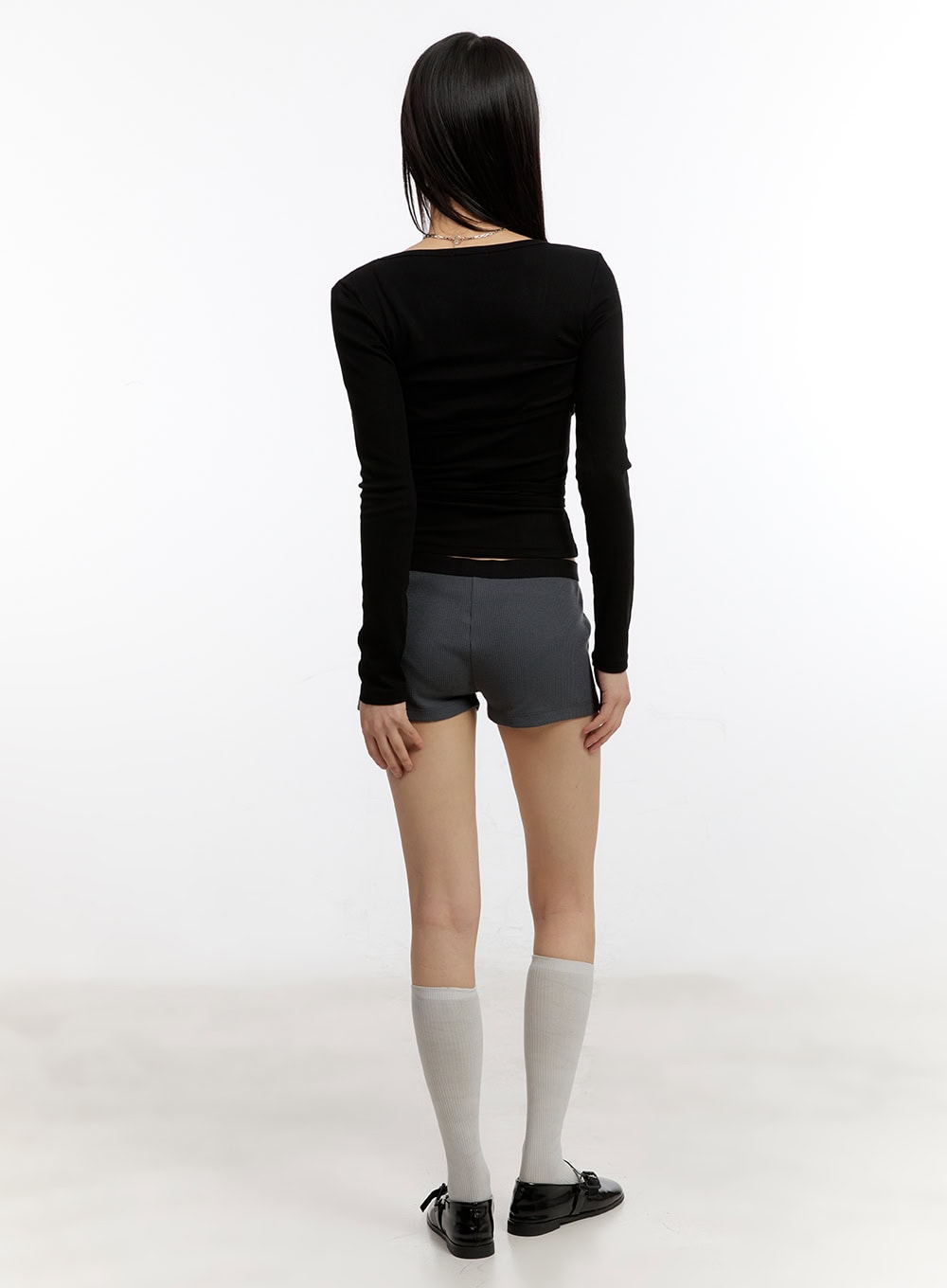 Low-Rise Buttoned Cotton Shorts CA508