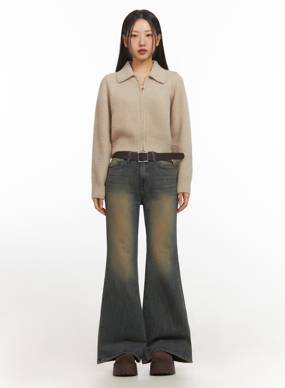 Kourtney Vintage Wash Flared Jeans IF510