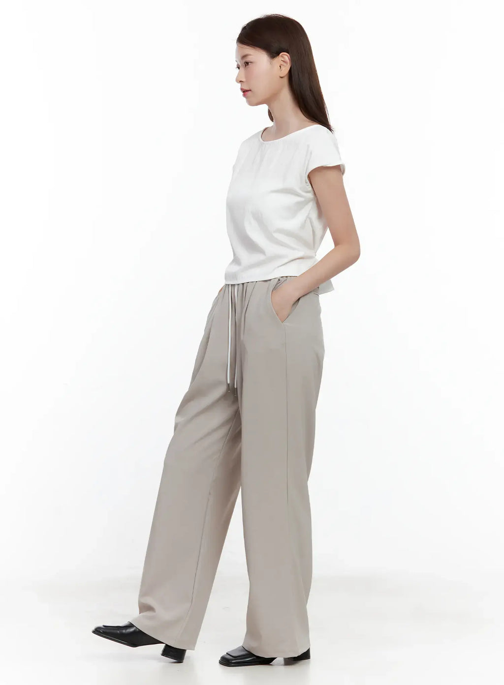 Wide-Neck Open-Back Top CL502