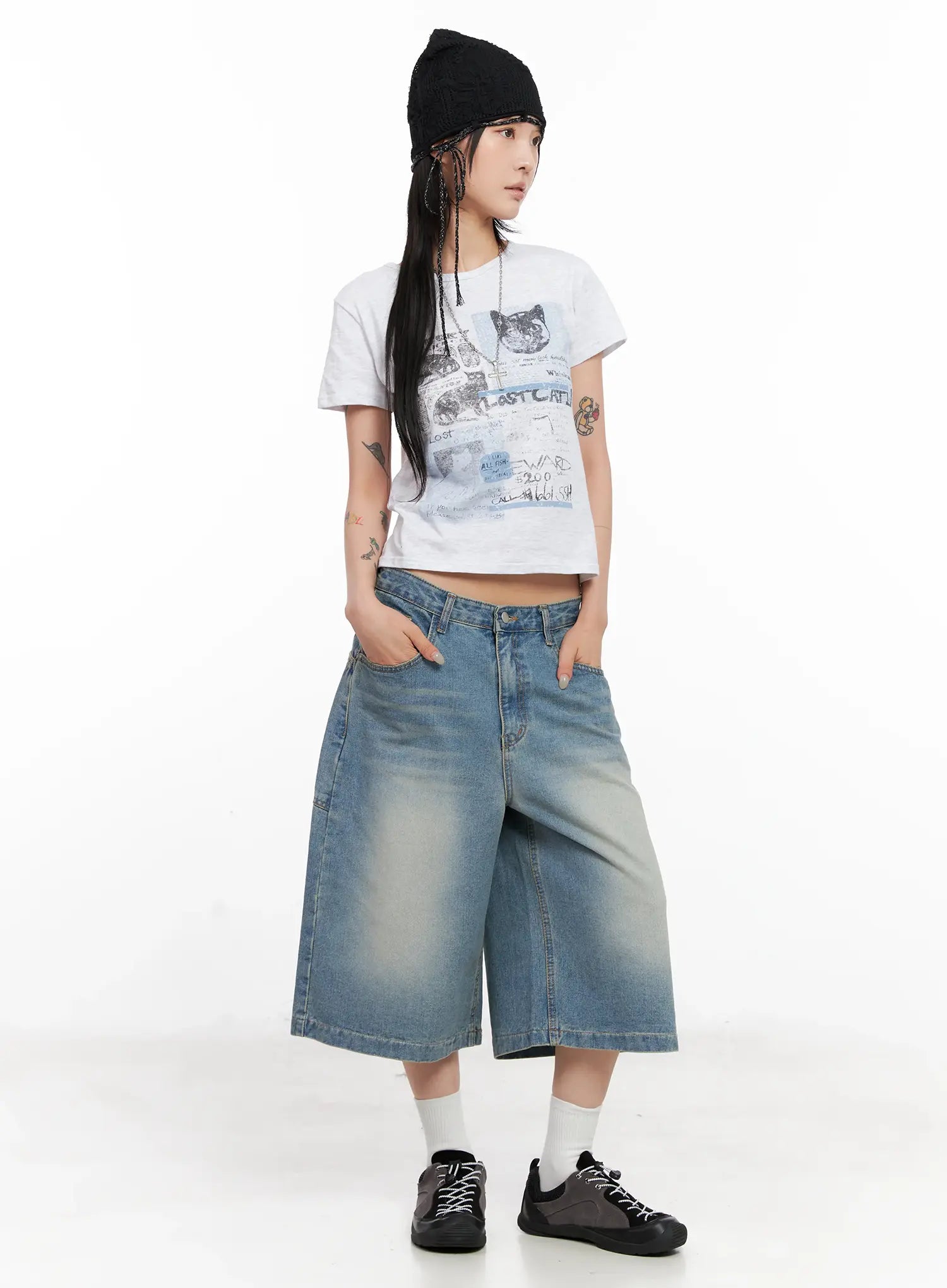 Kitty Graphic Cropped Tee CL525