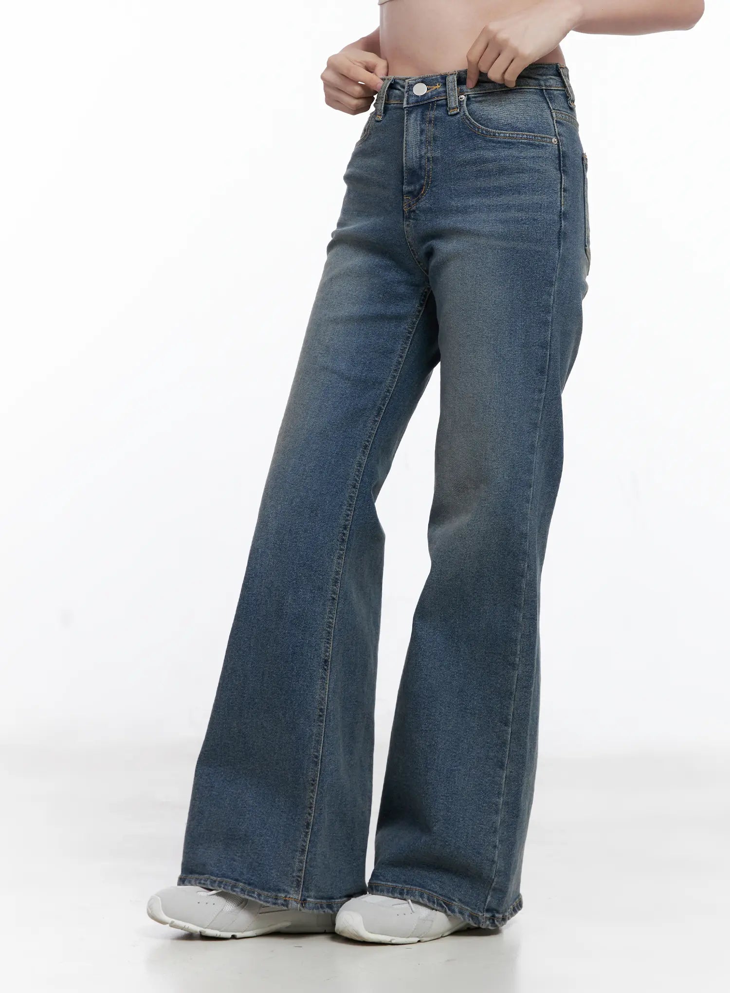 Juae High Waist Flare Jeans CG520