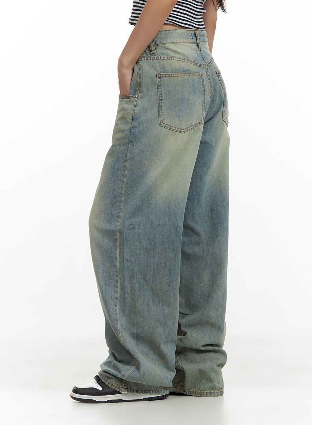 Relaxed Wide-Leg Jeans CU420