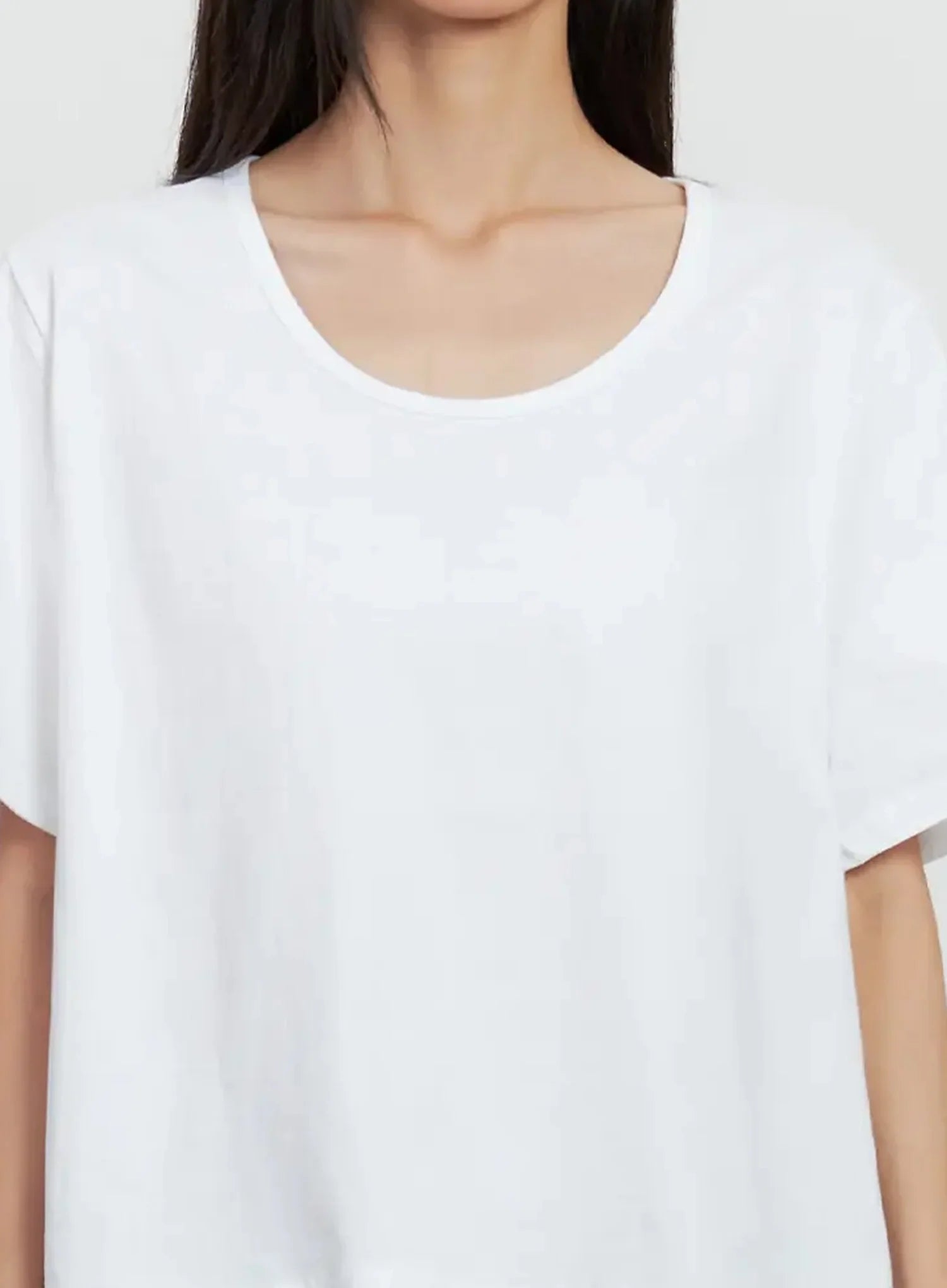 Basic U-Neck T-Shirt IL528