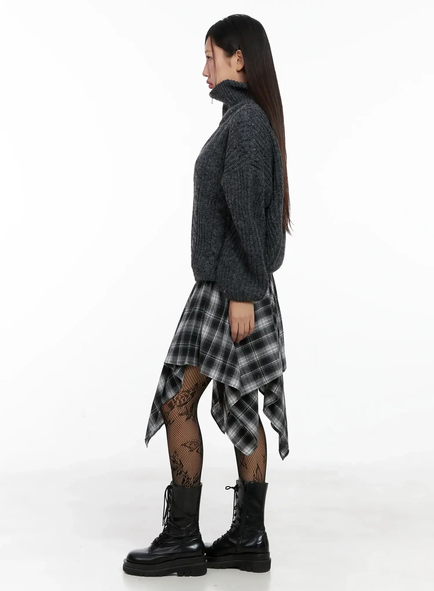 Asymmetrical Checkered Layered SkirtIG527