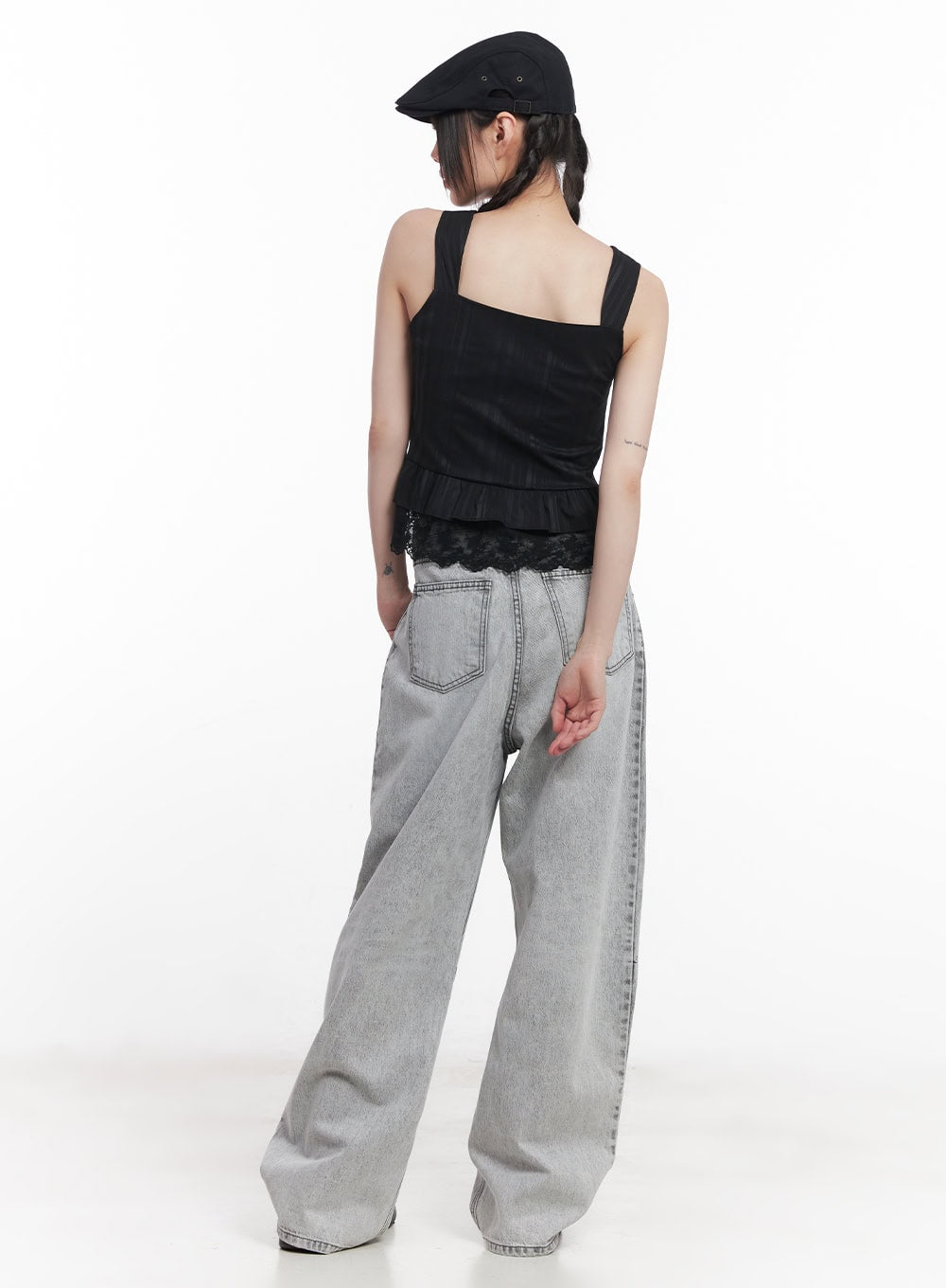 Sleeveless Lace Cropped Blouse CU506