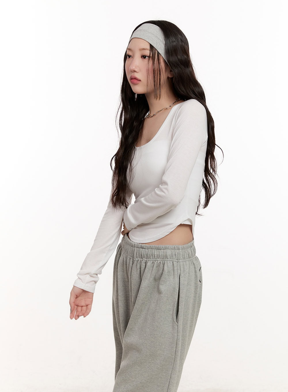 Essential Cropped Long Sleeve Top CM507