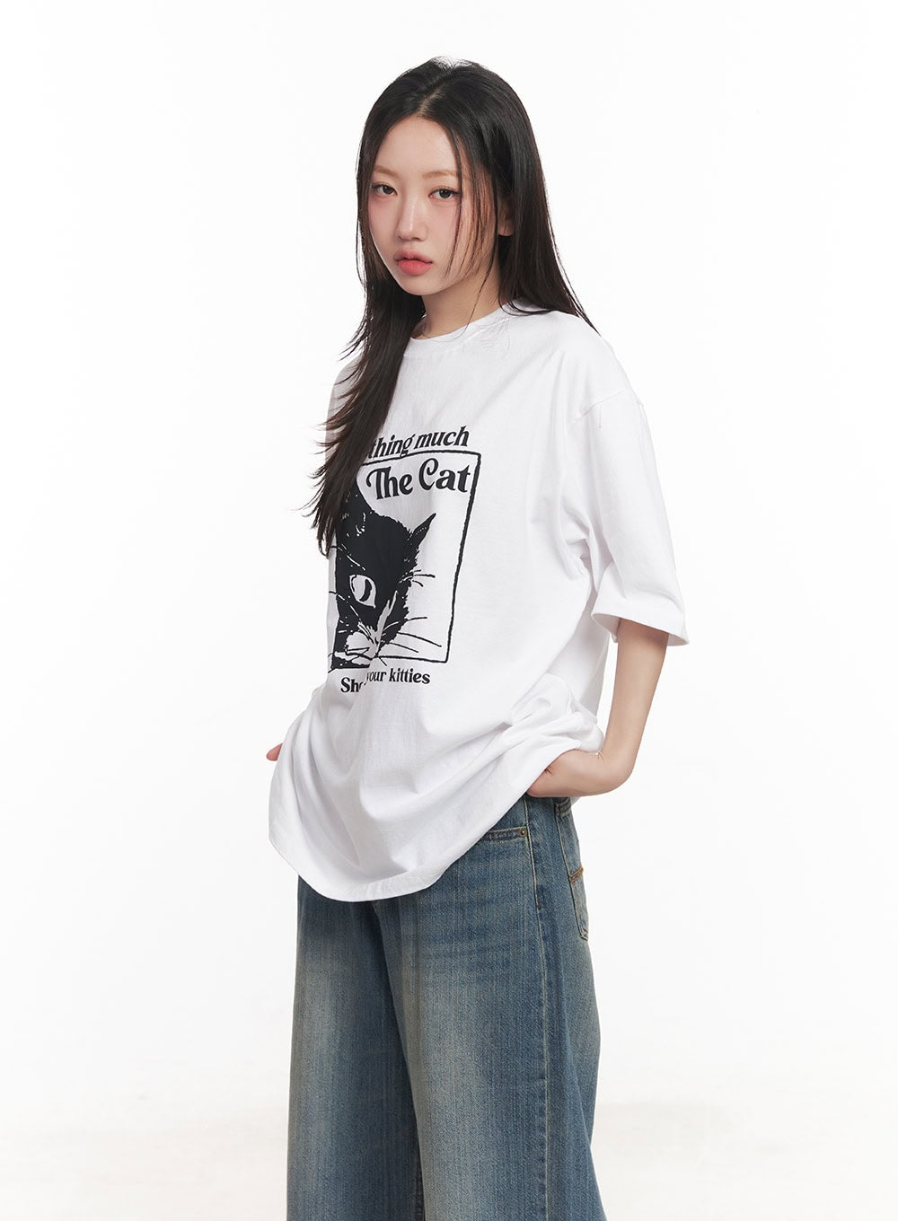 Relaxed Fit Graphic Tee CA525