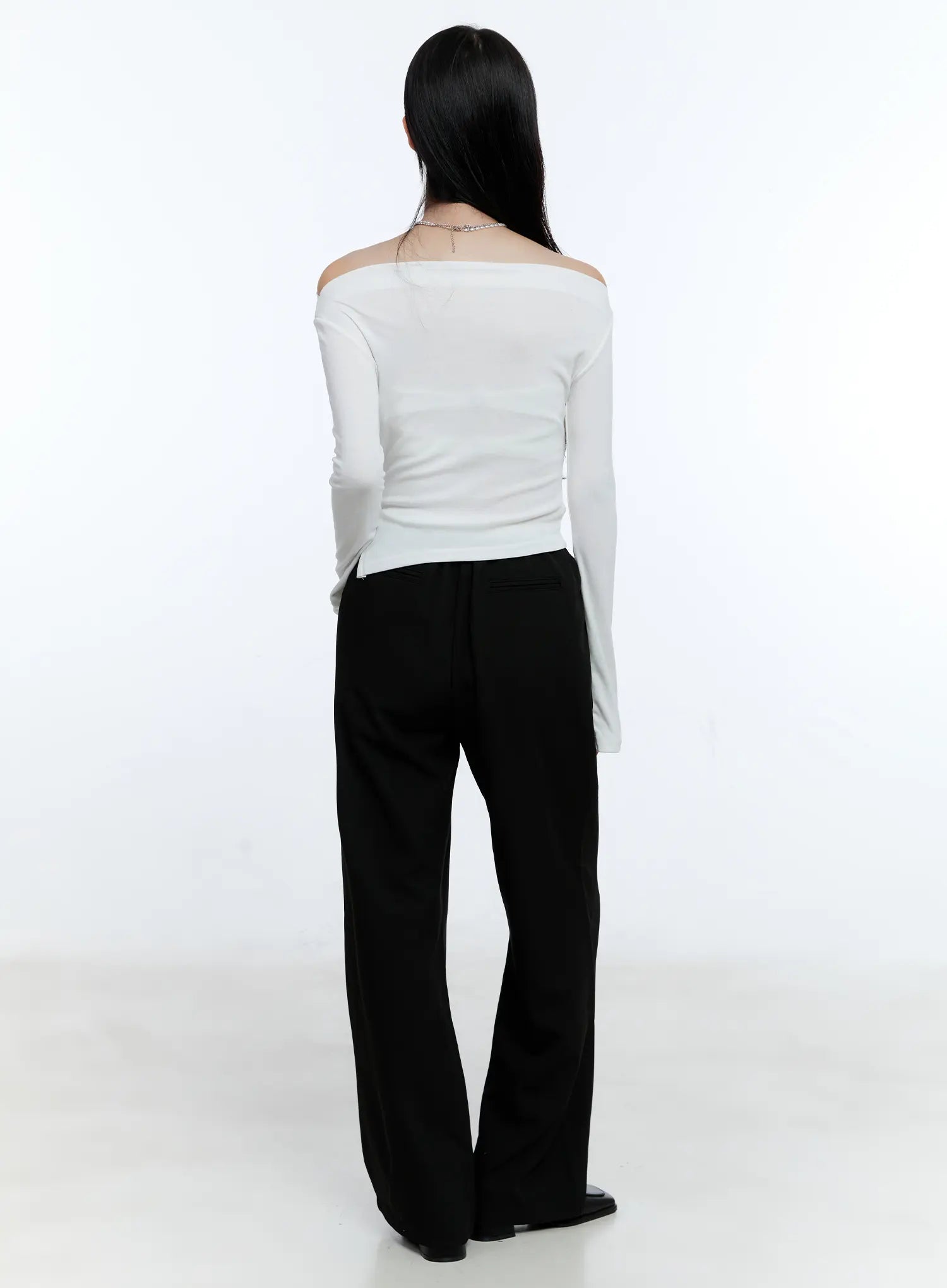 Chic Off-Shoulder Long-Sleeve Top CG512