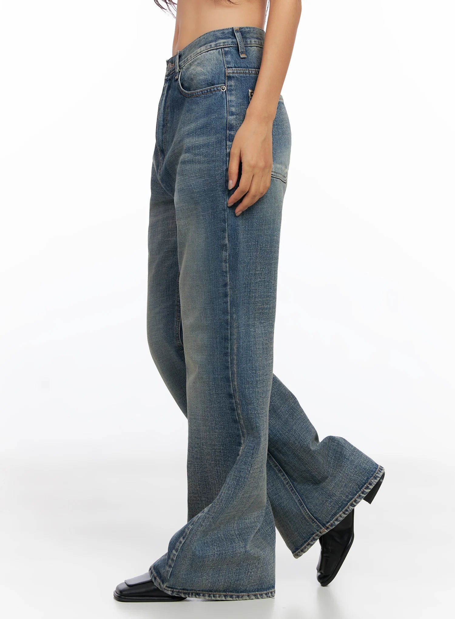 Ryujin Vintage Washed Flare Jeans CO514