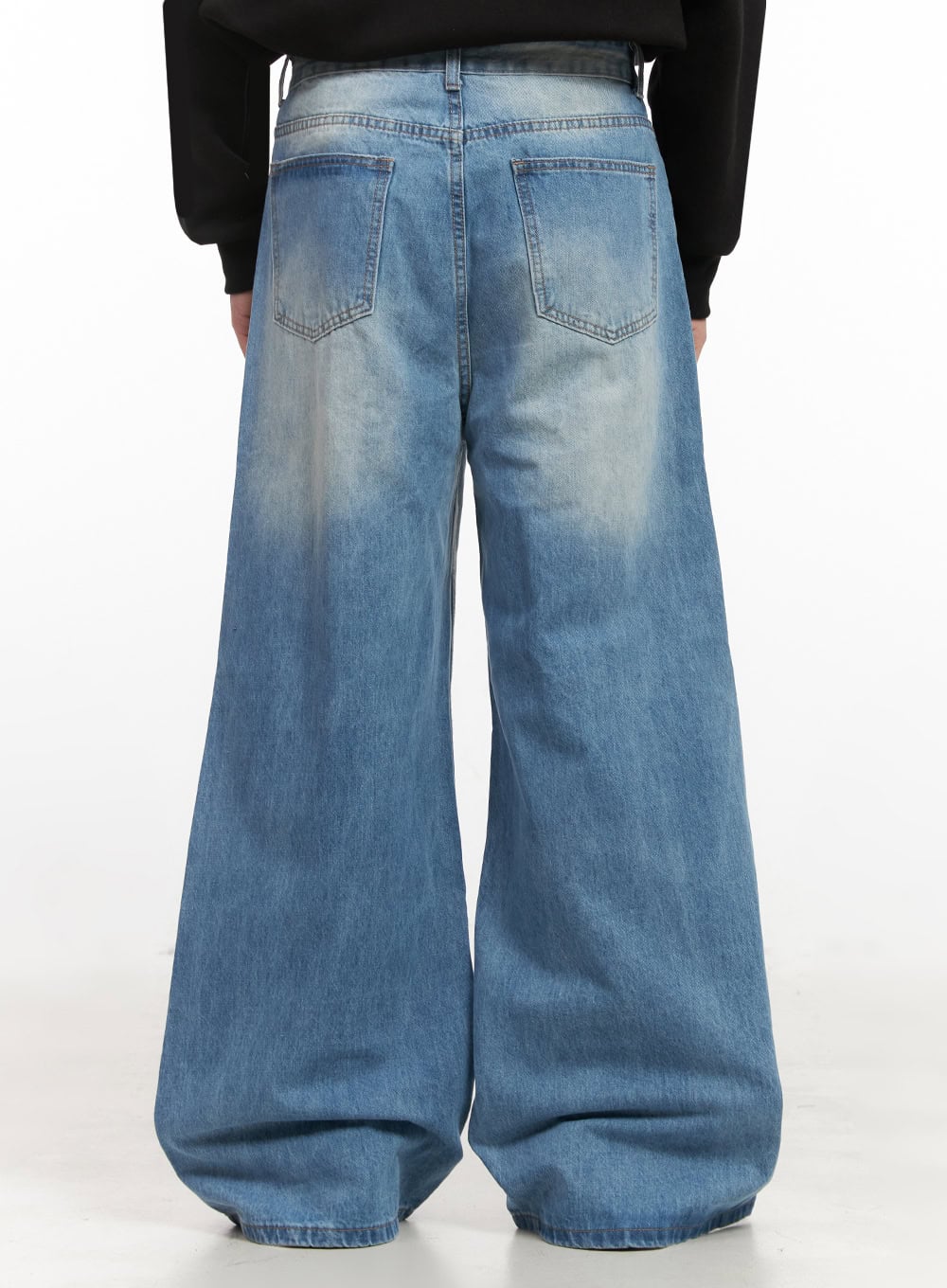 Men's Washed Relaxed-Fit Jeans (Light blue) IJ517