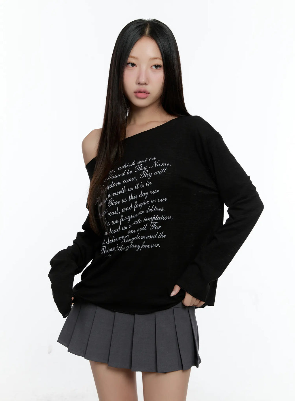 Lettering Off-Shoulder Long Sleeve CS517