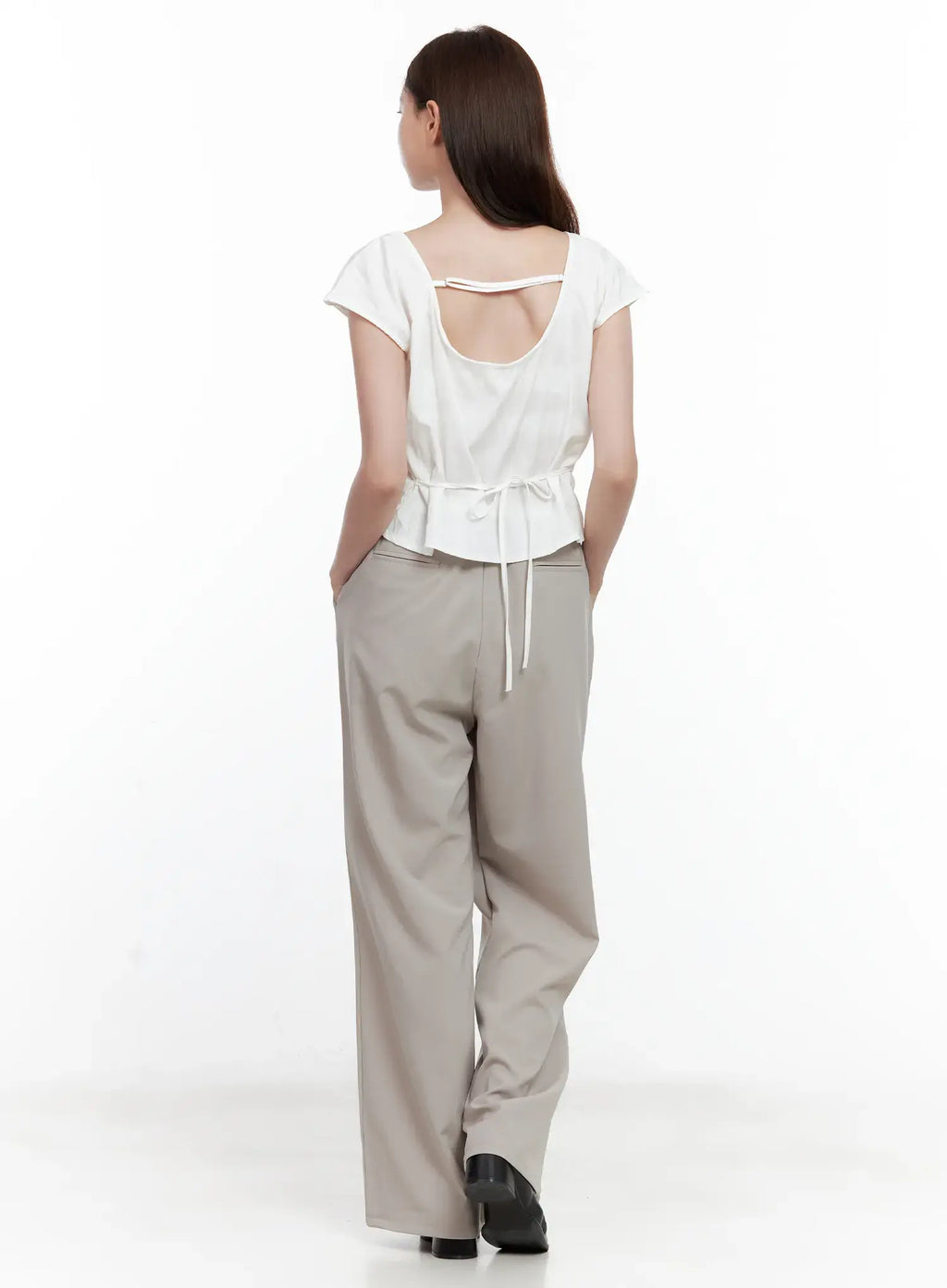 Wide-Neck Open-Back Top CL502