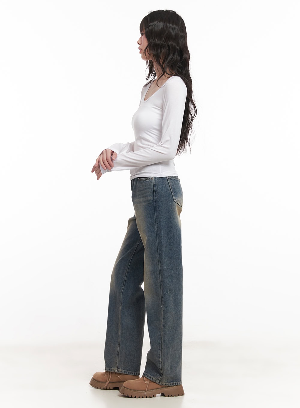 Essential U-Neck Long Sleeve Top CM519