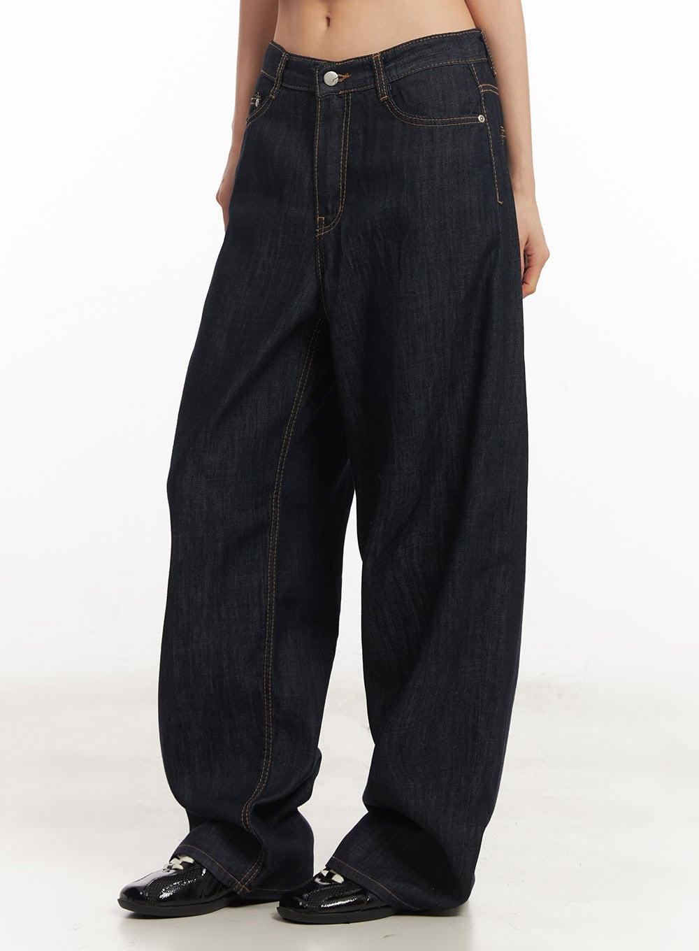 Lora Wide-Leg Jeans CA504