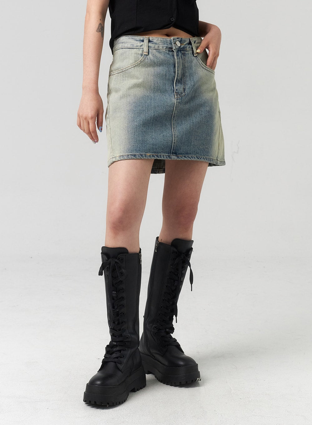 Mid-Rise Denim Mini Skirt CL318