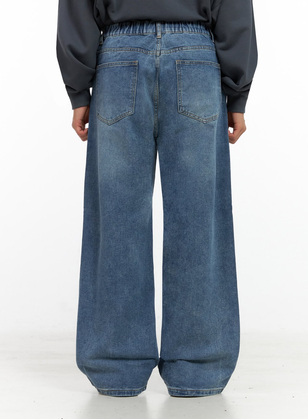 Men's Washed Wide-Leg Jeans IN426