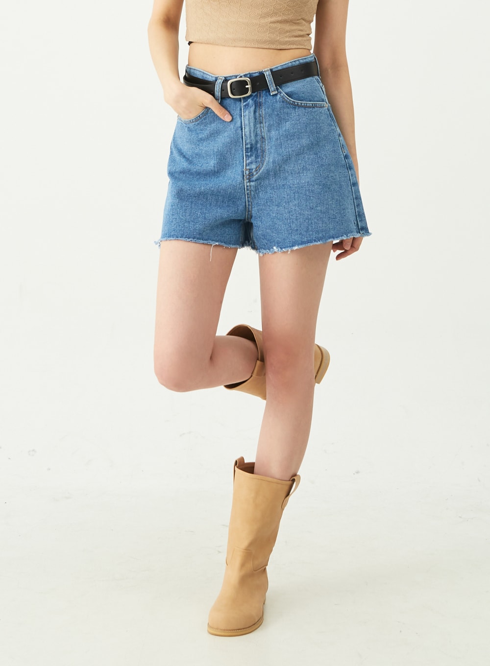 Raw Hem Denim Shorts CU5
