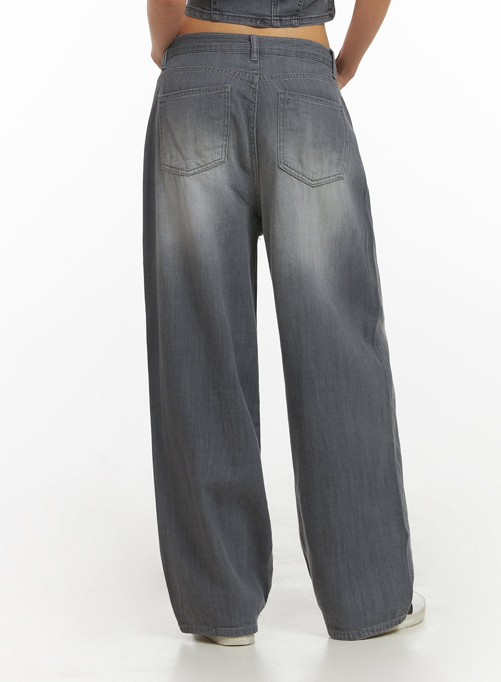 Washed Baggy Jeans IY422