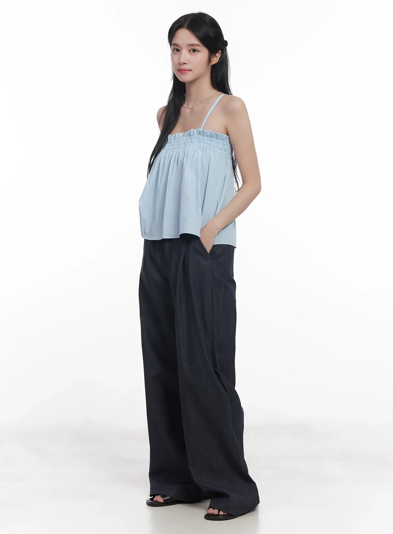 Yoona Wide-Leg Pintuck Jeans CU523