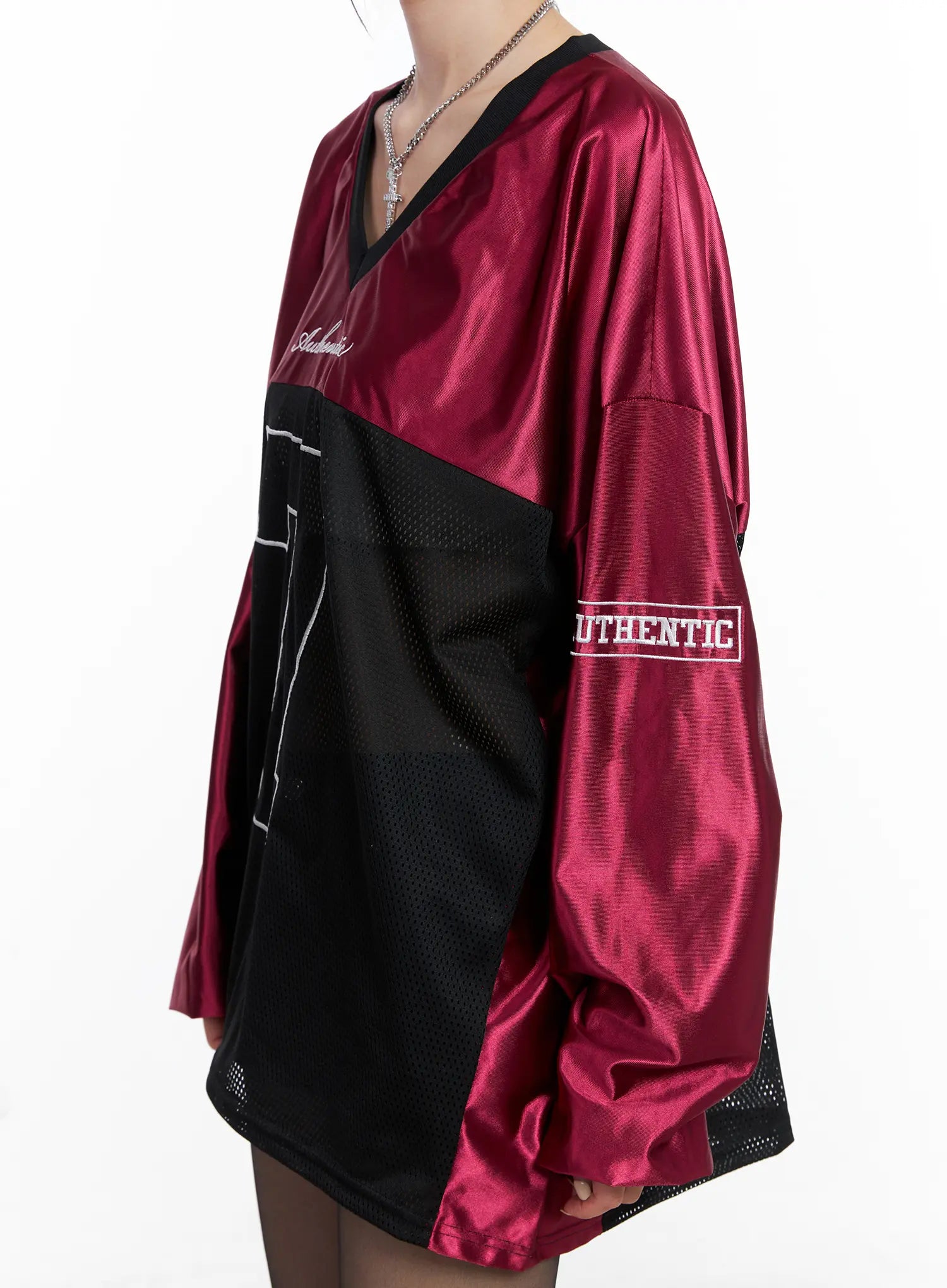 V-Neck Graphic Jersey Top CS512