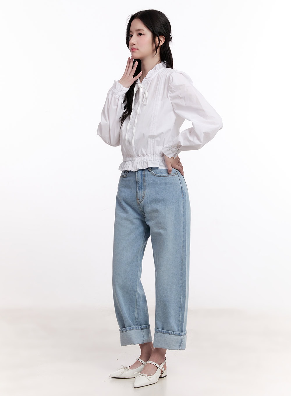 Helen Cuffed Straight-Fit Jeans CM526