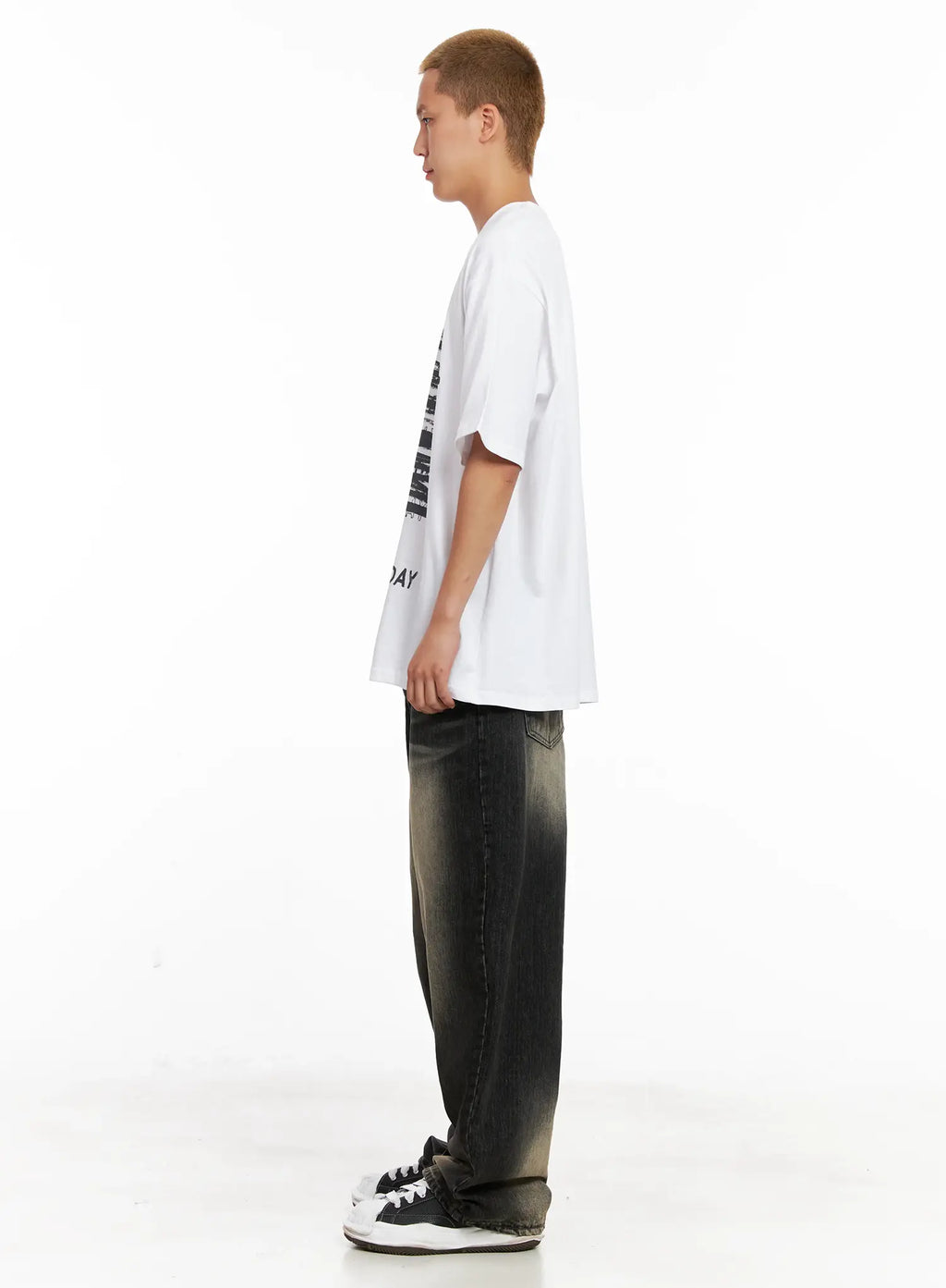 Men's Brushed Wide-Leg Denim Jeans IL521