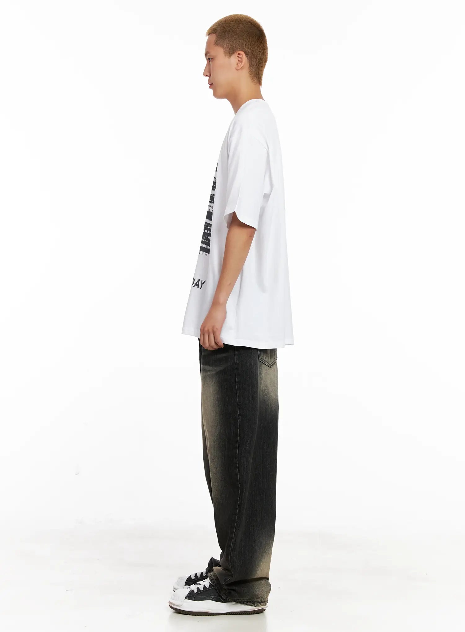 Men's Brushed Wide-Leg Denim Jeans IL521