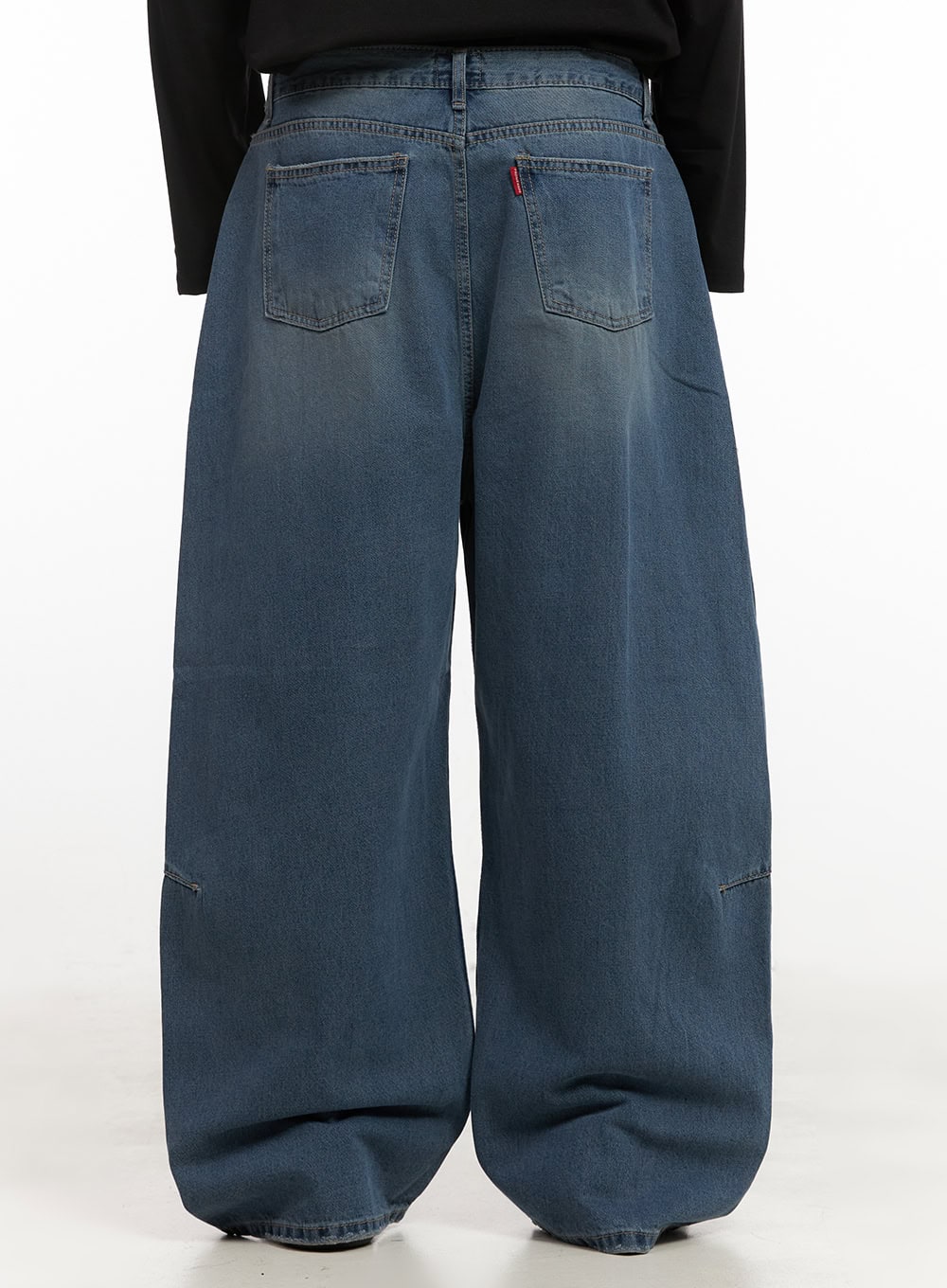 Men's Washed Wide-Fit Jeans IJ517