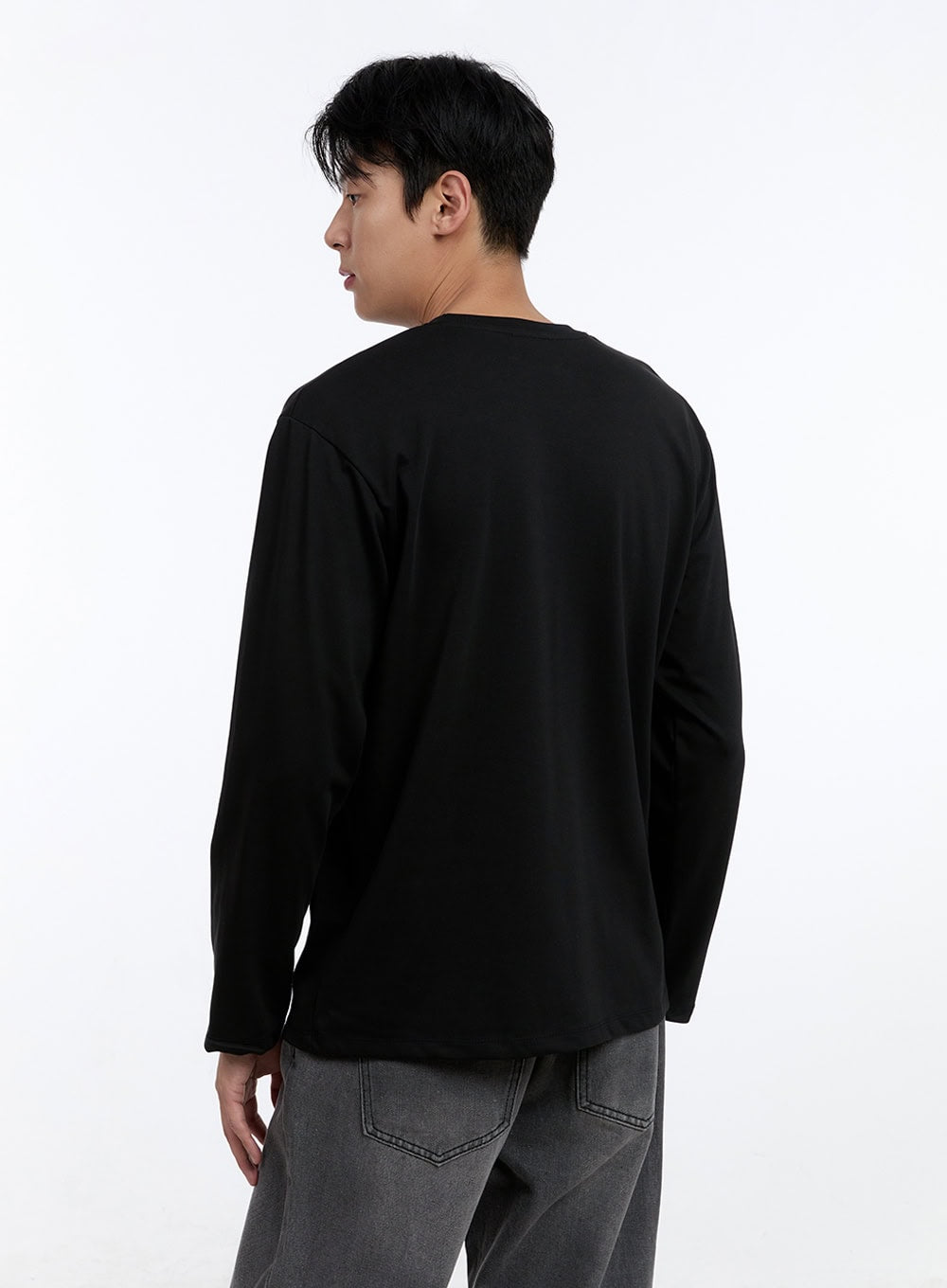 Men's Basic Long Sleeve (Black) IG427