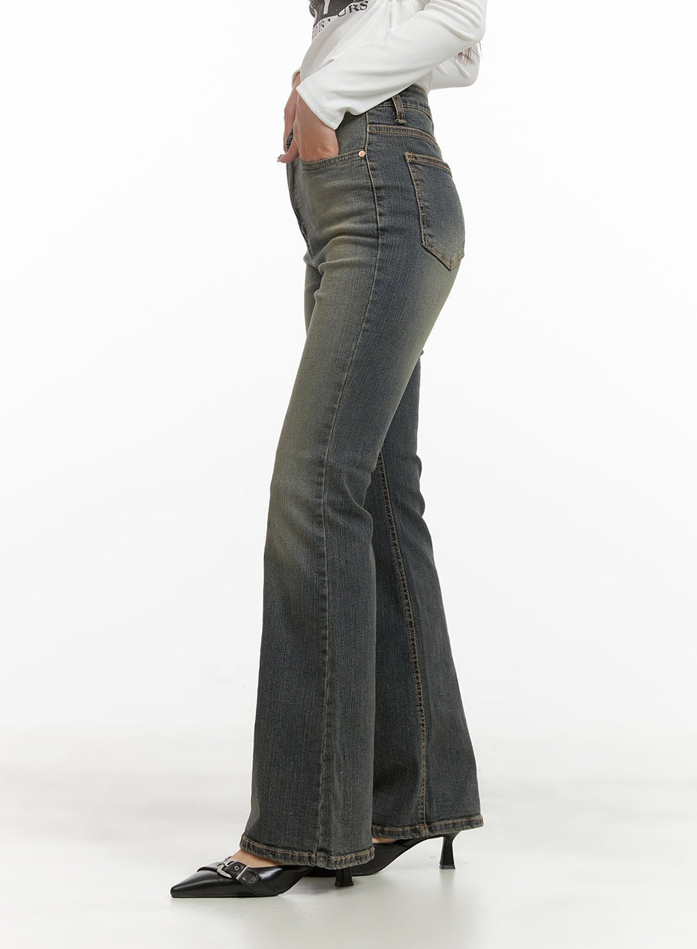 Slim Bootcut Jeans CY420