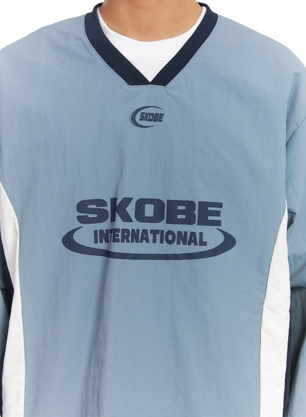 Men's V-Neck Windbreaker Sweatshirt (Light Blue) IM518