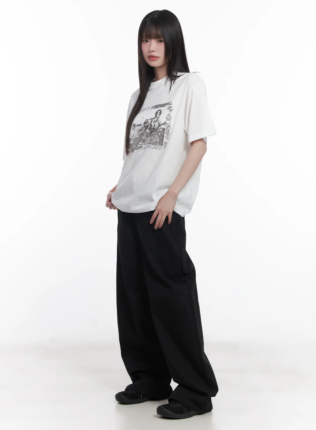 Graphic Relaxed-Fit Tee CU519