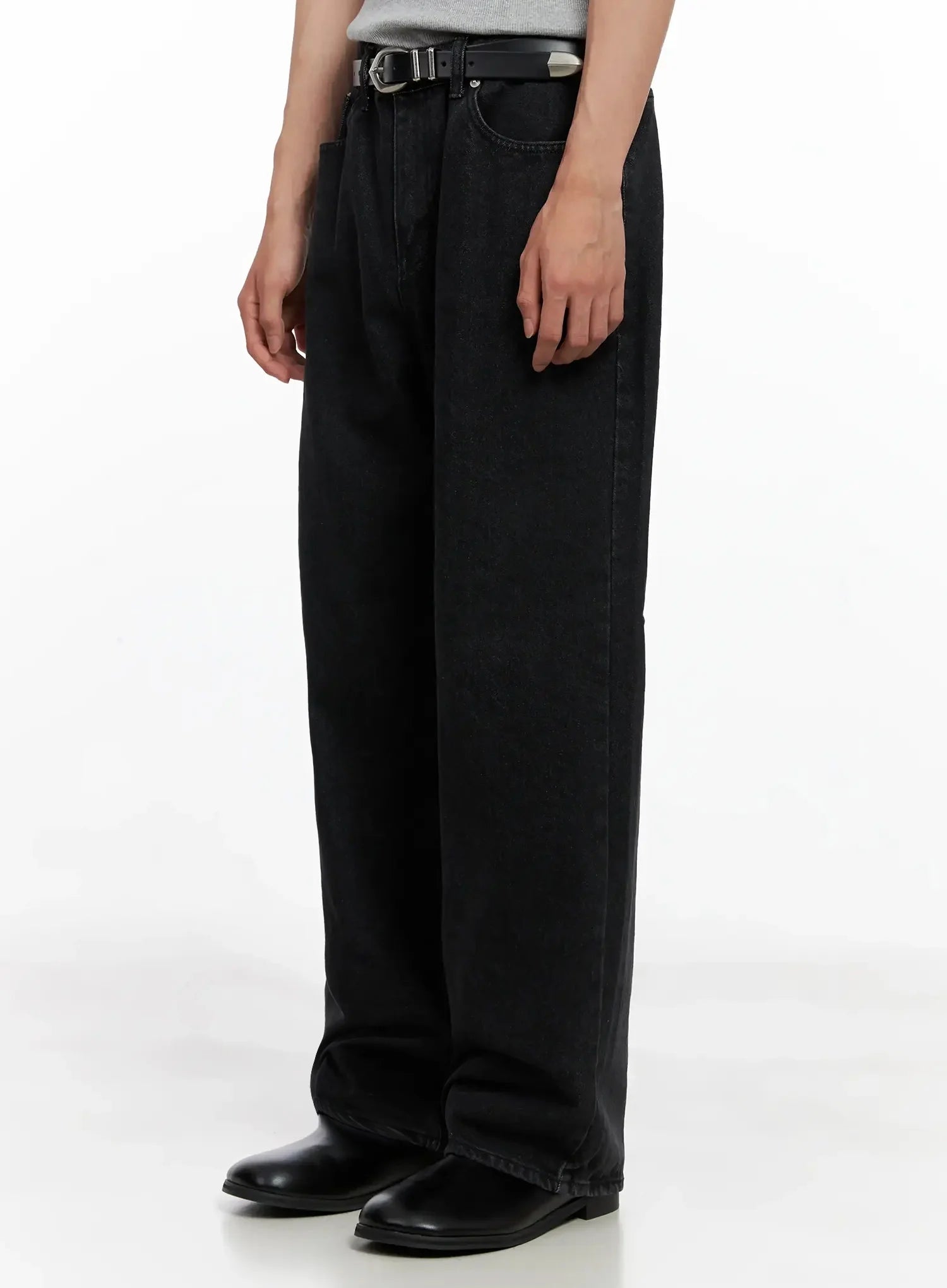 Men's Vintage Black Jeans IO517