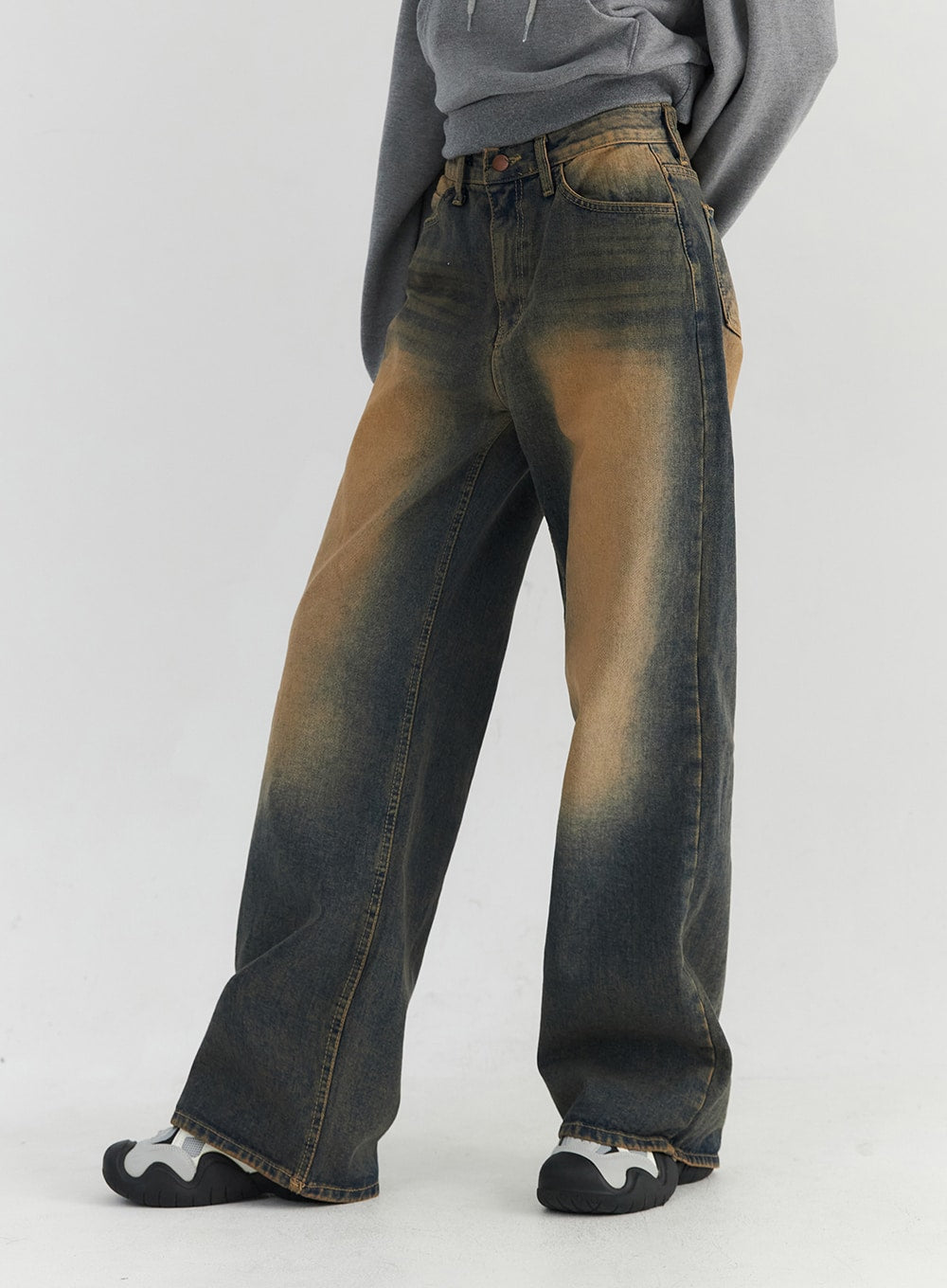 Vintage Washed Wide Leg Jeans CO330
