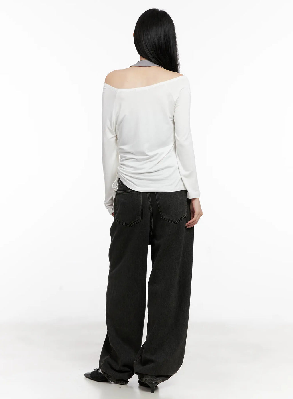 Graphic Off-Shoulder Long Sleeve Top CG522