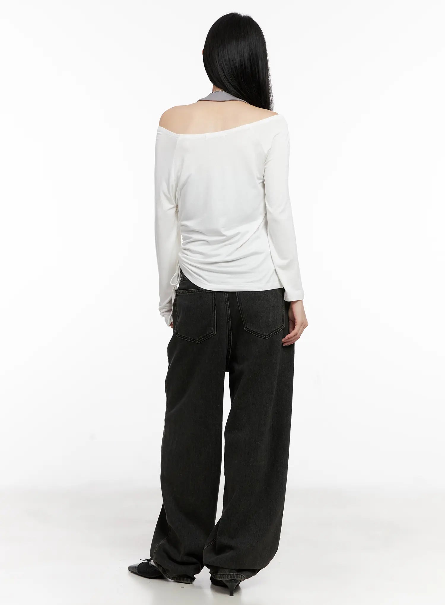 Graphic Off-Shoulder Long Sleeve Top CG522