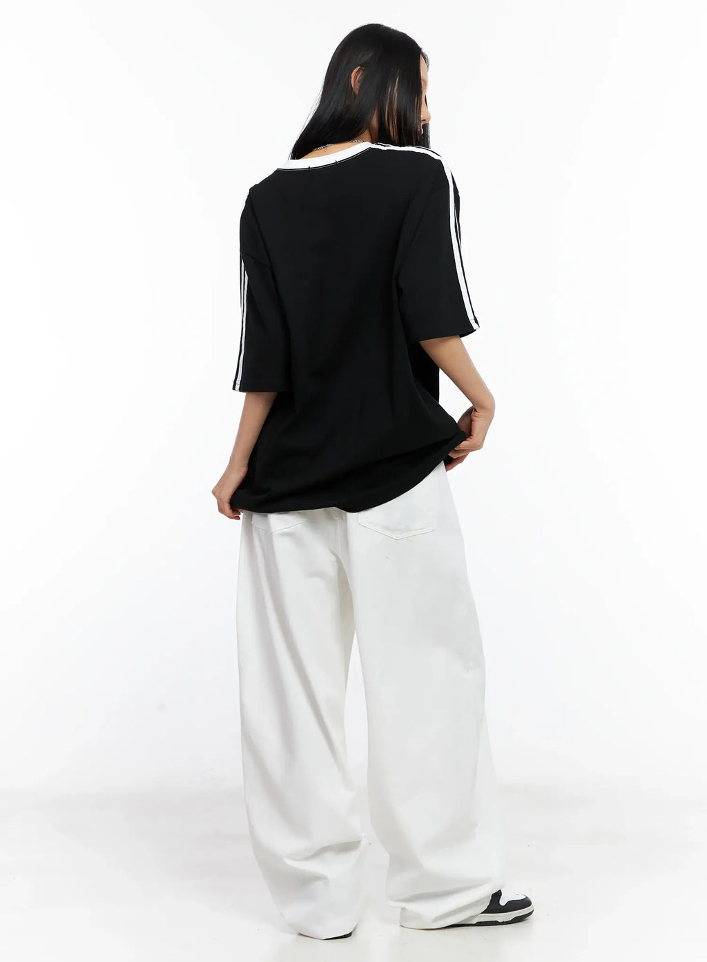 Oversized Graphic Logo Tee CL529