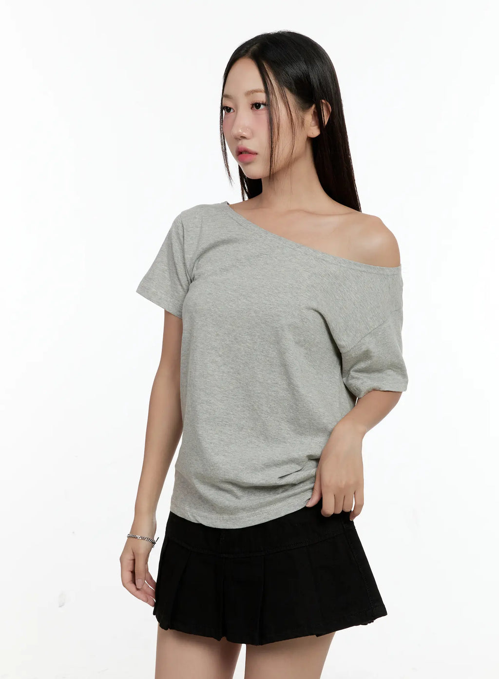 Casual Off-Shoulder Tee CG501