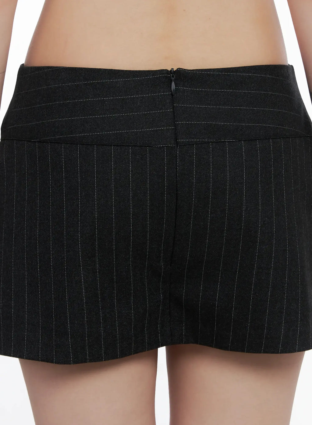 Striped Low-Rise Mini Skirt CS510