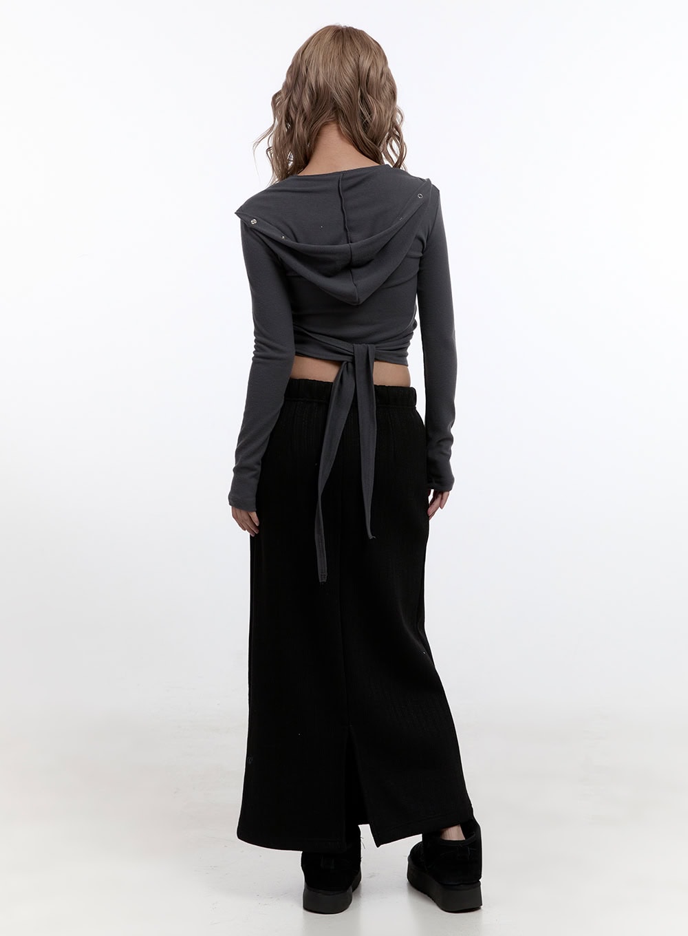 Slim Fit Buttoned Hooded Crop Top CN422