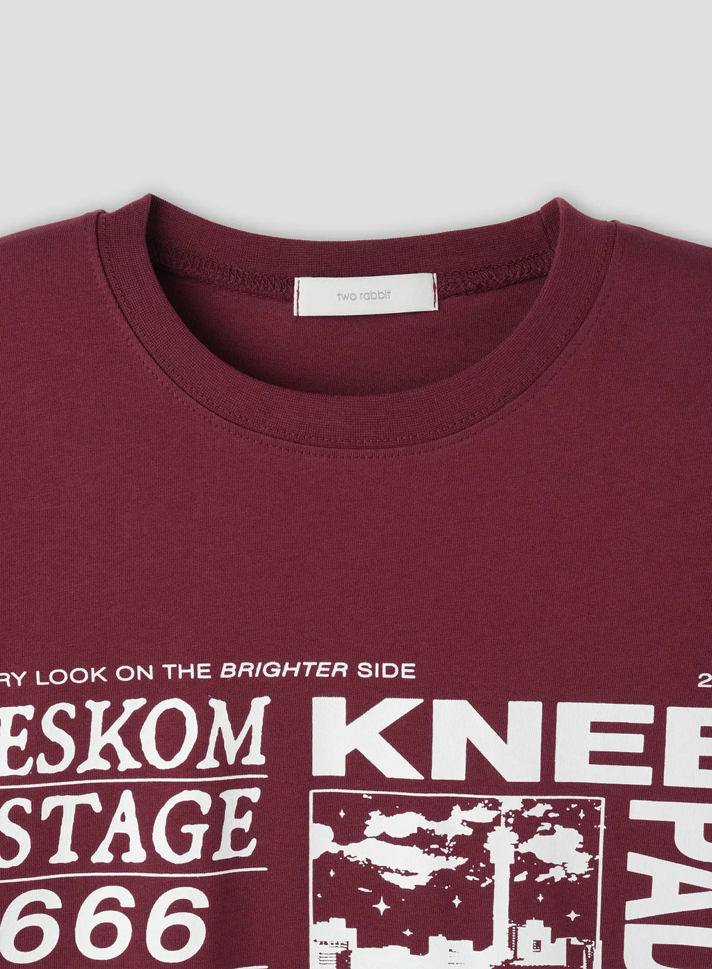 Bold Graphic Statement T-Shirt IL516