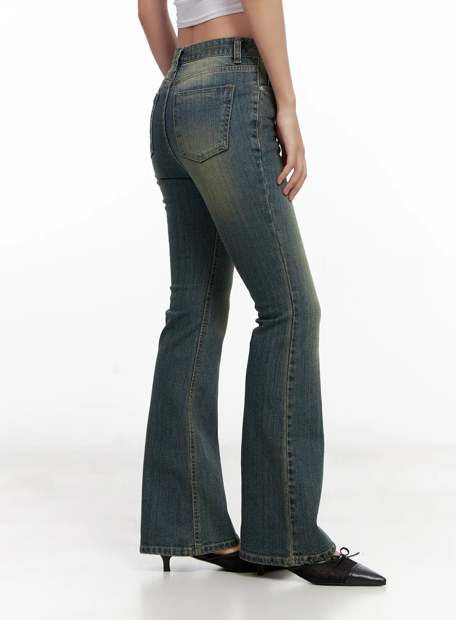 Yoori Vintage-Wash Flare Jeans CL518