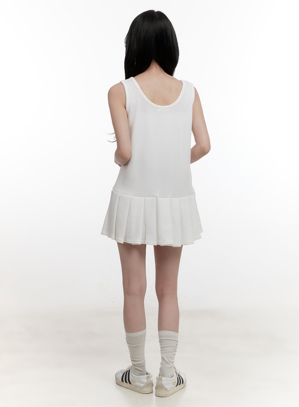 Sleeveless U-Neck Pleated Mini Dress CF527