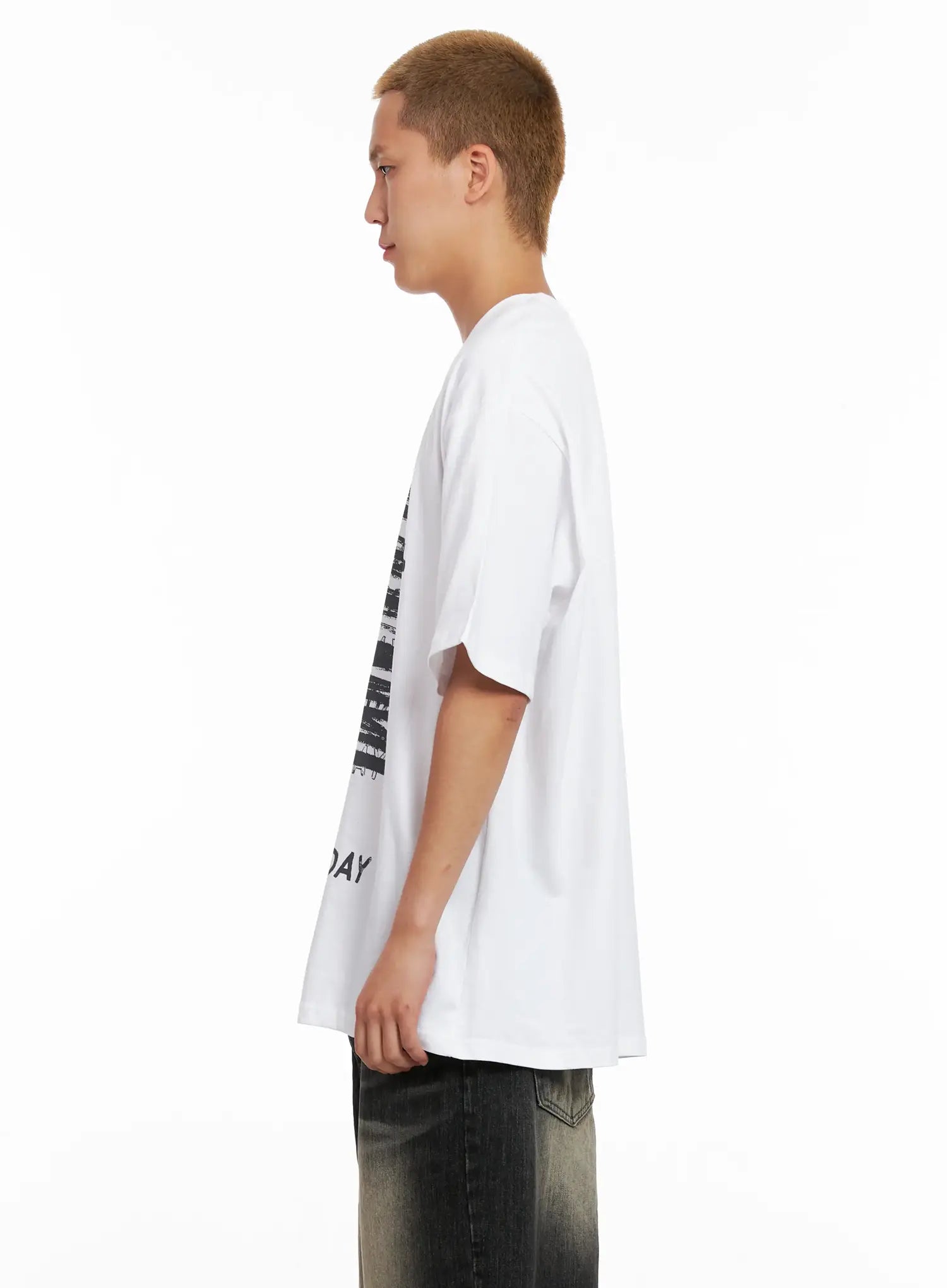 Men's "Everyday" Graphic Tee IL521