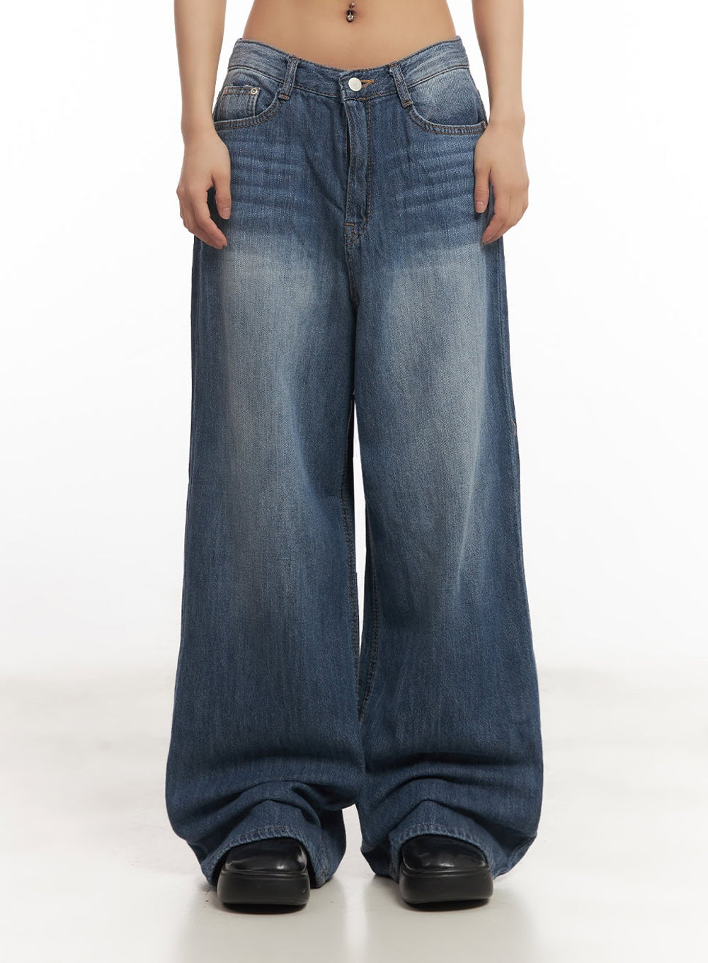 Sable Baggy Bootcut Jeans IA517