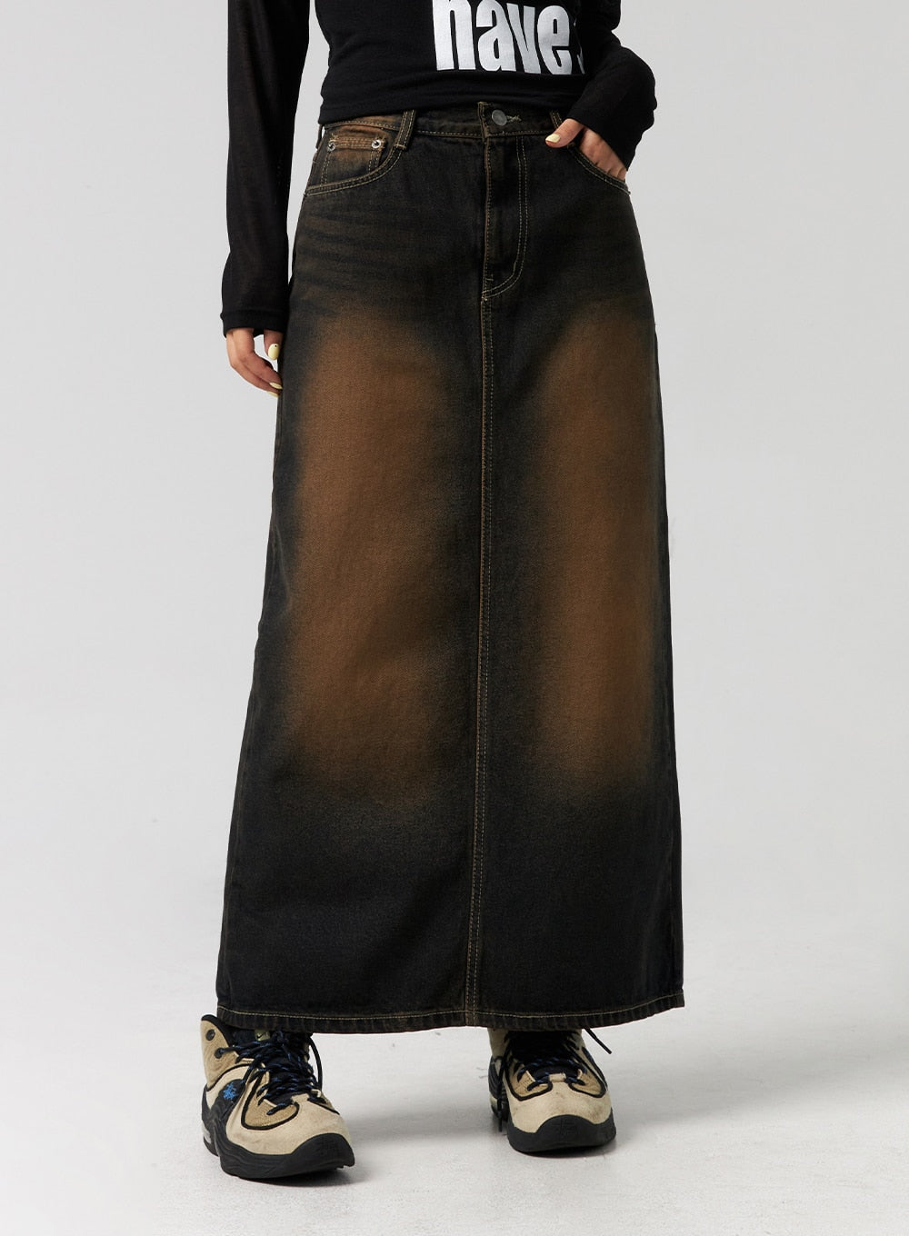Dark-Washed Denim Maxi Skirt CG327