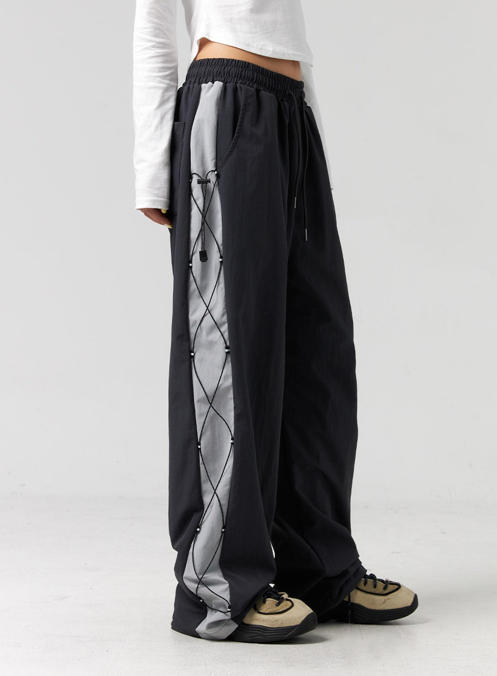 Wide-Leg Nylon Pants CG325