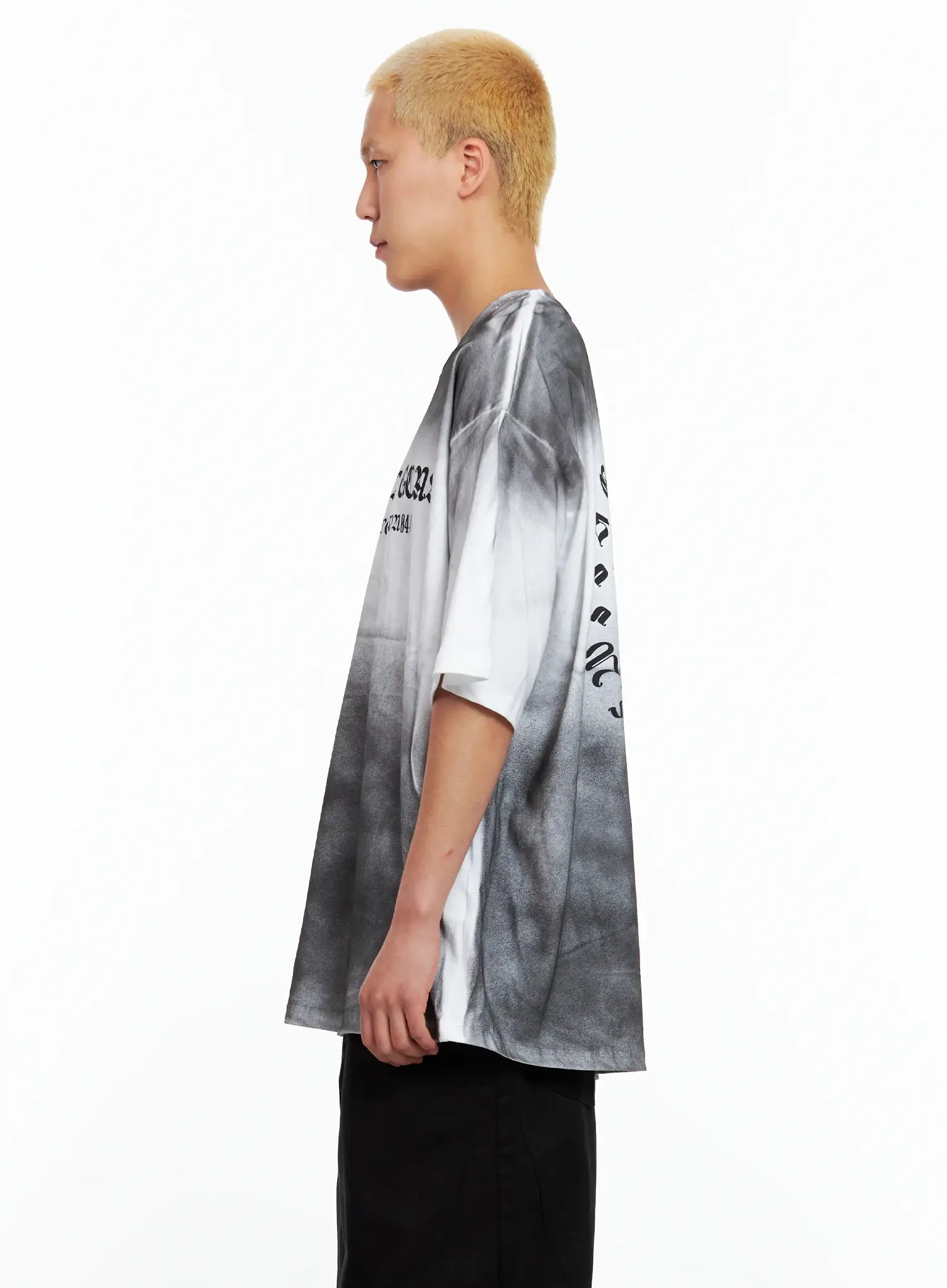 Men's Gradient Graphic Oversized Tee IL511