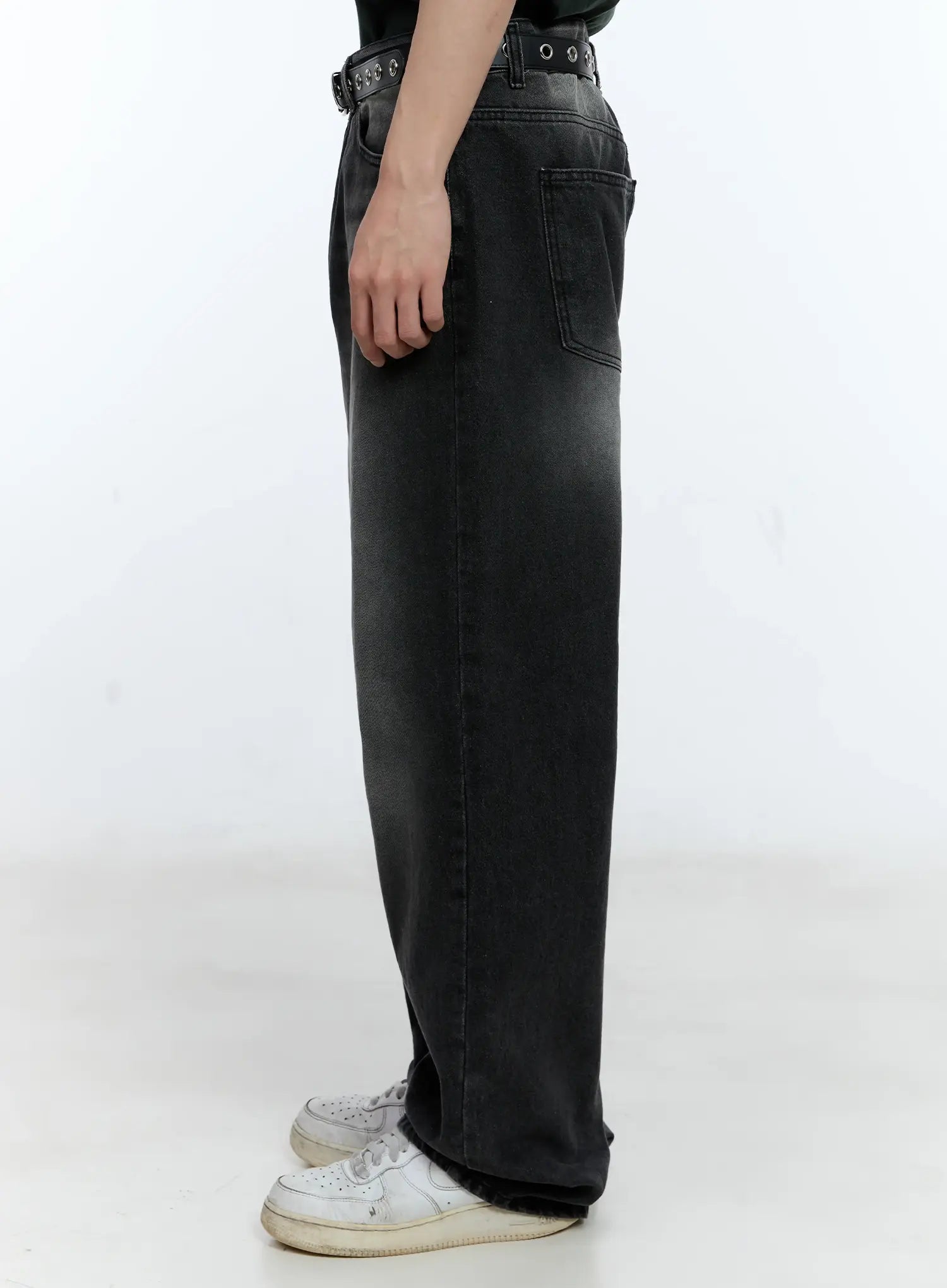 Men's Washed Loose-Fit Jeans IL529